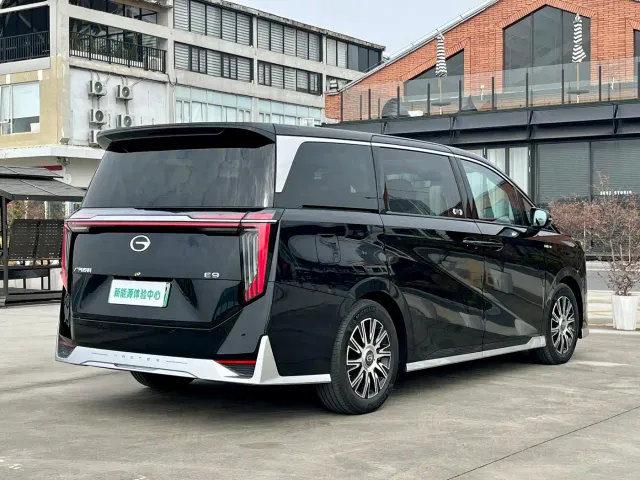 GAC Trumpchi E9 — Фото автомобиля 5