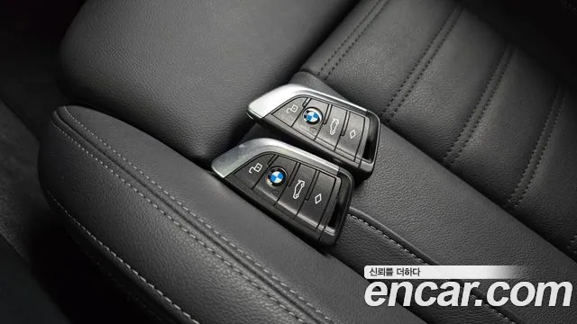 BMW 3 Series G20 — Фото автомобиля 23