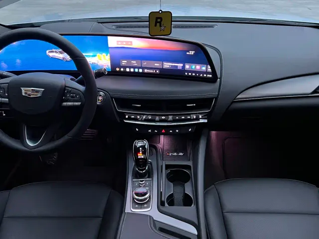Cadillac CT5 — Фото автомобиля 4