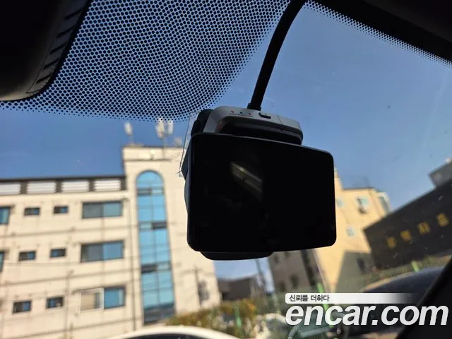 BMW 5 Series G30 — Фото автомобиля 12