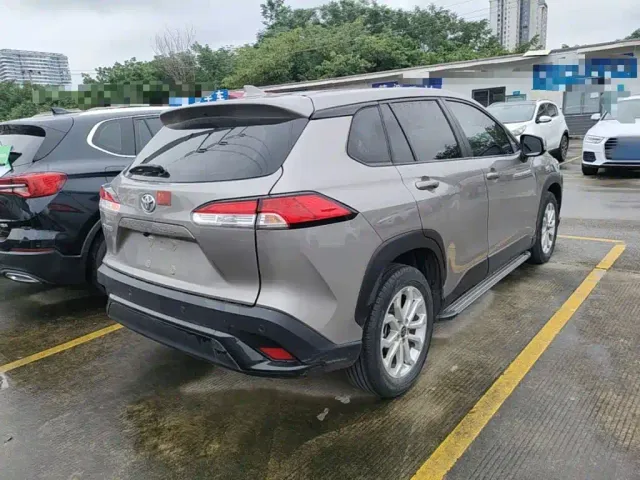 Toyota Frontlander — Фото автомобиля 6