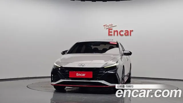 Hyundai AVANTE — Фото автомобиля 3
