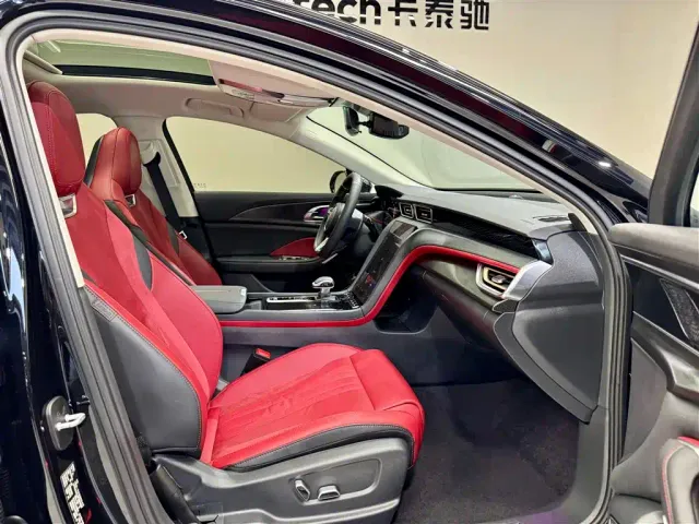 Hongqi H6 — Фото автомобиля 15
