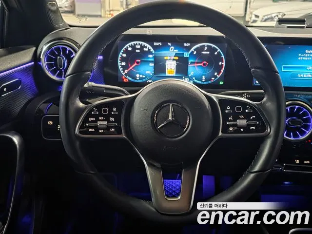 Mercedes-Benz A-Class W177 — Фото автомобиля 8
