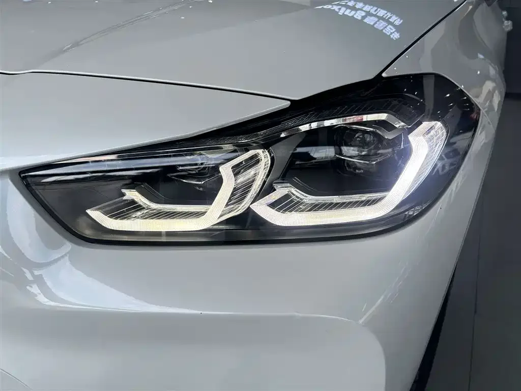 BMW BMW X2 2023 xDrive 25i Radiance Edition — Фото автомобиля 9