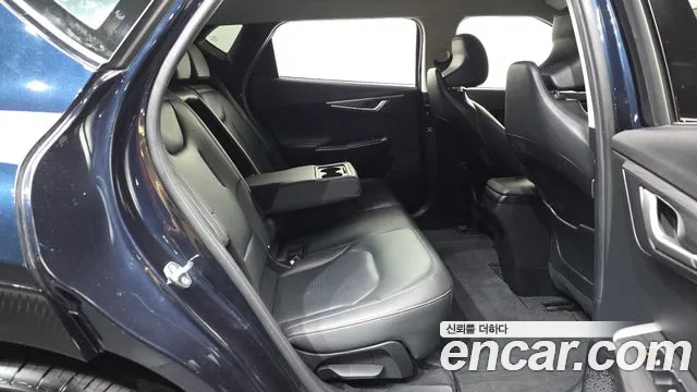 Kia EV6 — Фото автомобиля 11