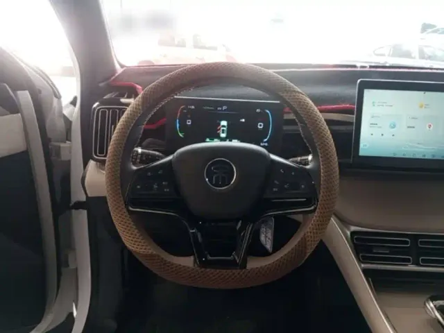 BYD Song Pro — Фото автомобиля 10