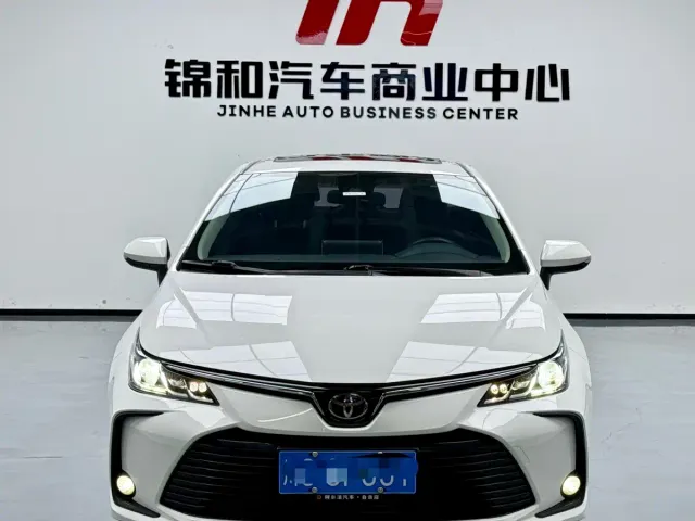Toyota Corolla — Фото автомобиля 2