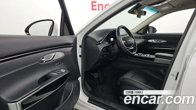 Genesis GV70 — Фото автомобиля 9