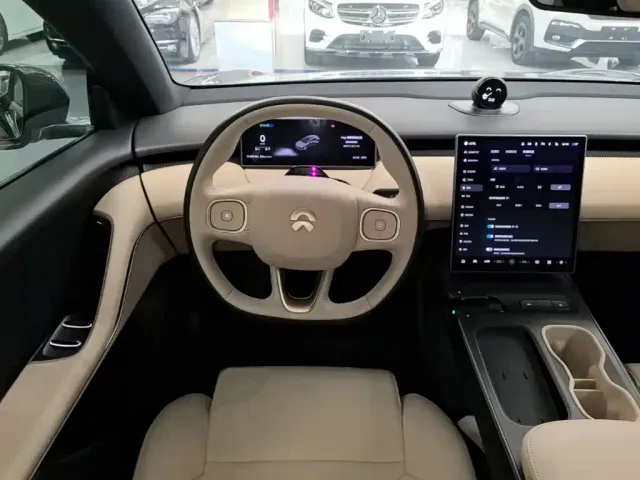 Nio ET5 Touring — Фото автомобиля 10