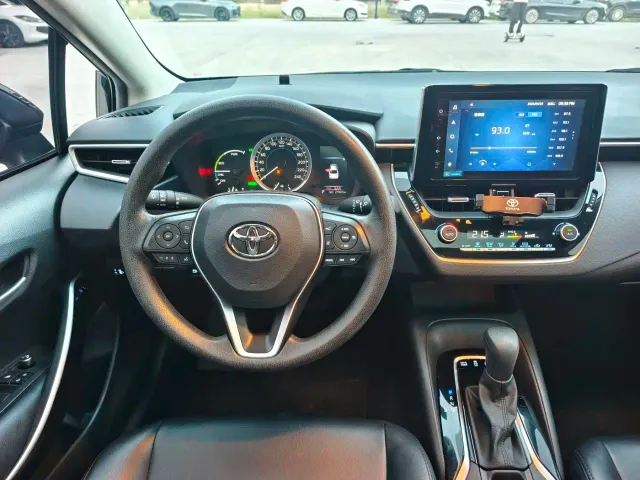 Toyota Corolla — Фото автомобиля 11