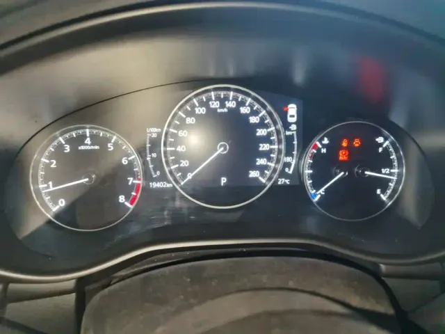Mazda Axela — Фото автомобиля 11