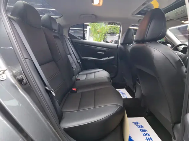 Nissan Sylphy — Фото автомобиля 9