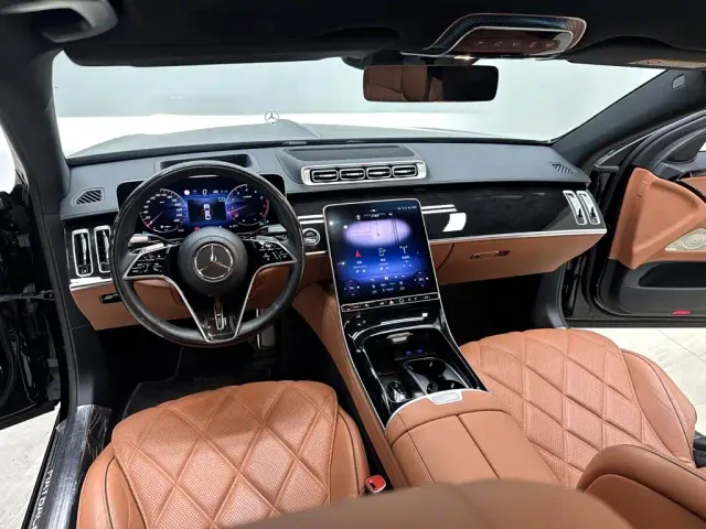 Mercedes-Benz Maybach S-Class — Фото автомобиля 17