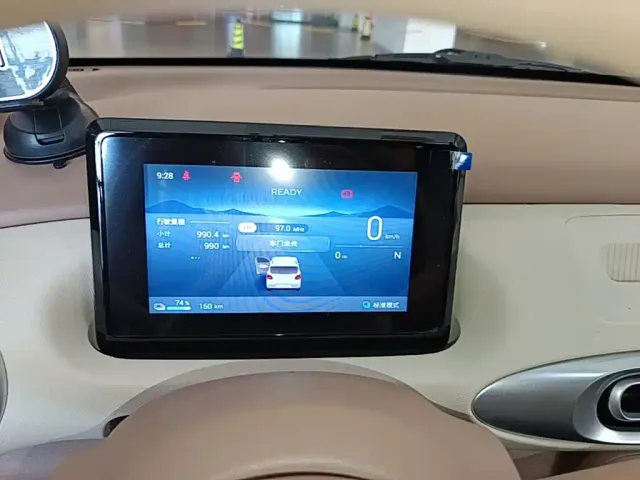 Wuling Hongguang Mini EV — Фото автомобиля 12