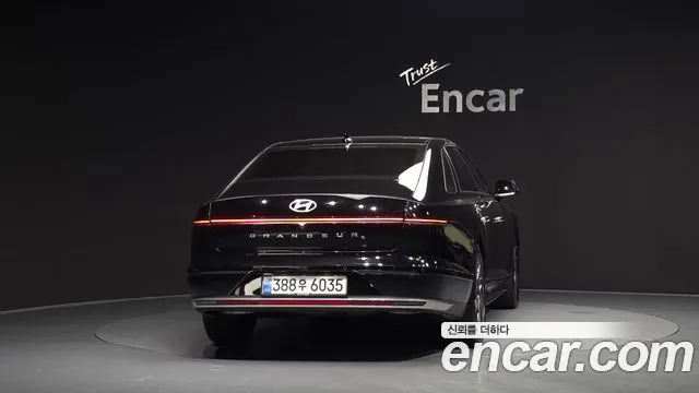 Hyundai Grandeur Grandeur (GN7) 2.5 Бензин 2WD — Фото автомобиля 2