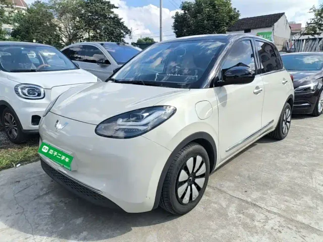 Фотография автомобиля — Wuling Bingo