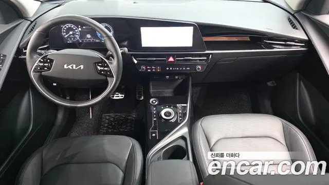 Kia Niro The All New Niro Signature — Фото автомобиля 7