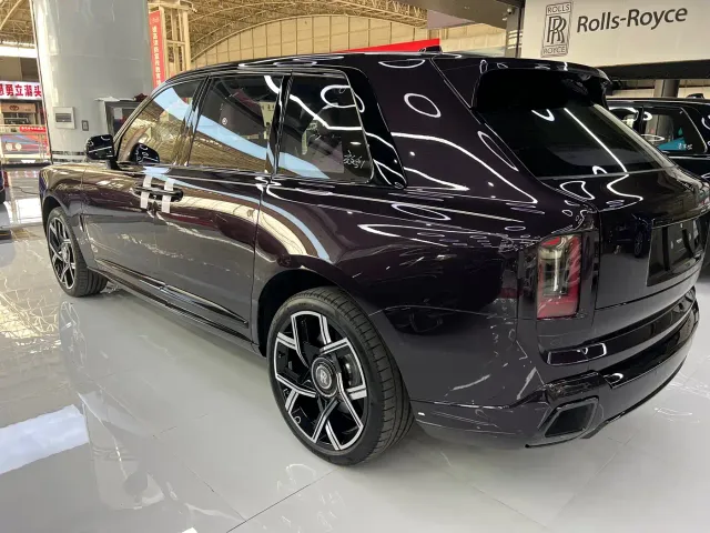 Rolls-Royce Cullinan — Фото автомобиля 26