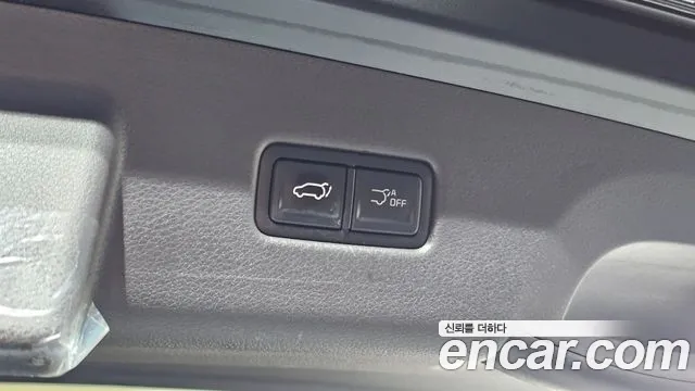 Kia Canival — Фото автомобиля 8