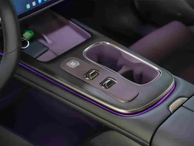 Xiaomi SU7 — Фото автомобиля 8