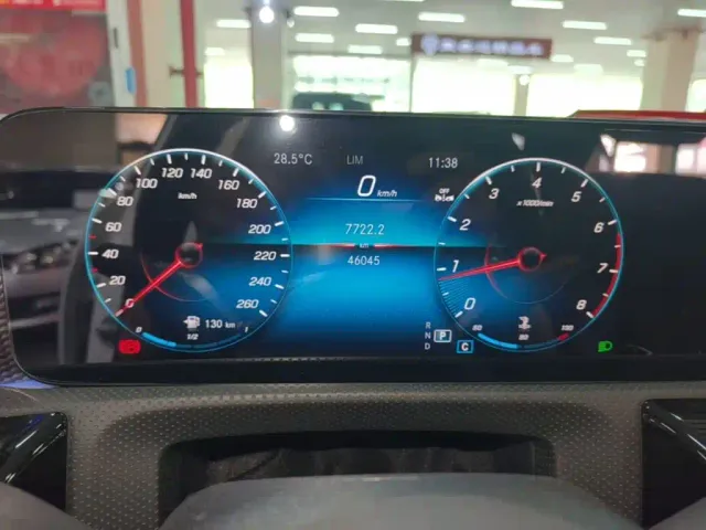 Mercedes-Benz A-Class — Фото автомобиля 11