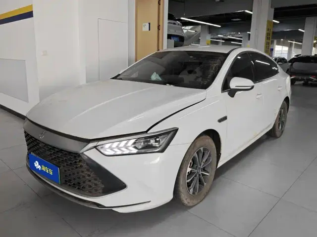 Фотография автомобиля — BYD Qin PLUS