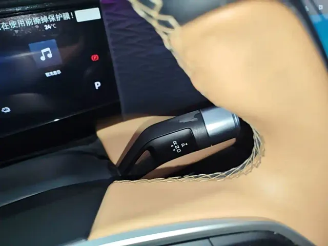 Geely Galaxy L7 — Фото автомобиля 13