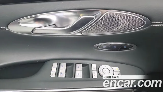 Genesis GV70 Electrified GV70 — Фото автомобиля 29