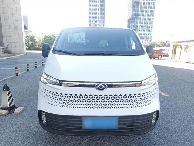 Maxus Xintu V70 — Фото автомобиля 2