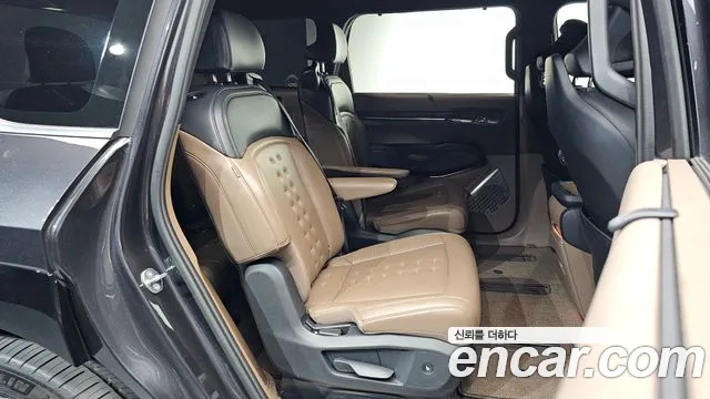 Kia EV9 — Фото автомобиля 11