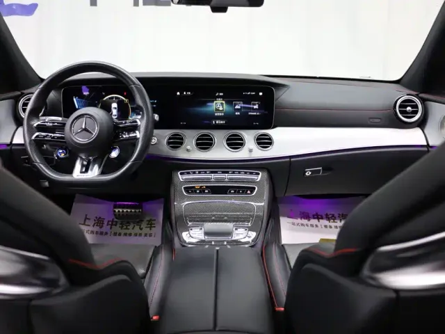 Mercedes-Benz E-Class AMG — Фото автомобиля 14