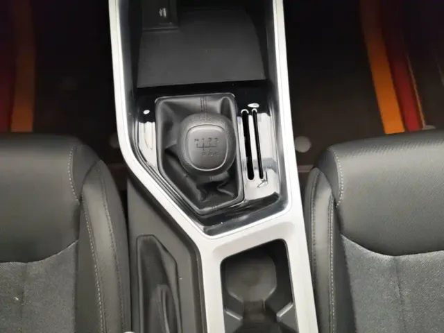 Wuling Jiachen — Фото автомобиля 13