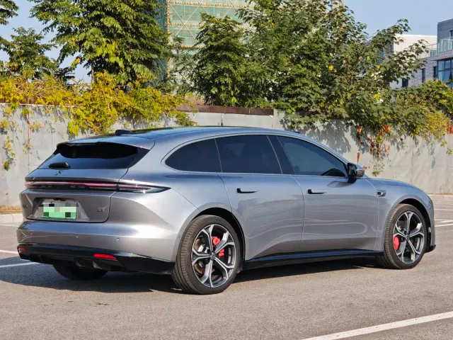 Nio ET5 Touring — Фото автомобиля 5