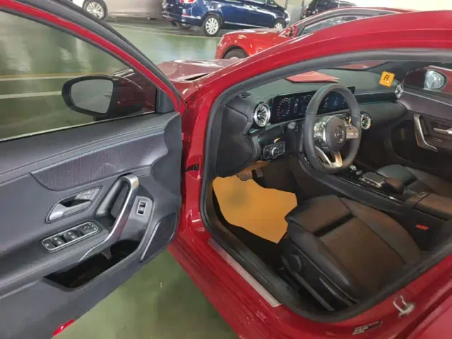 Mercedes-Benz A-Class — Фото автомобиля 15