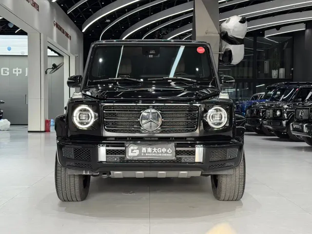 Mercedes-Benz G-Class — Фото автомобиля 2