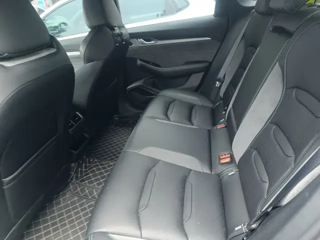 Geely Xingrui — Фото автомобиля 9