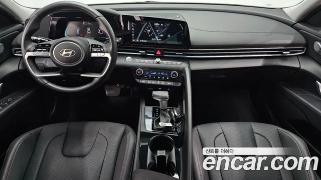 Hyundai Avante CN7 — Фото автомобиля 10