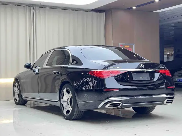 Mercedes-Benz Maybach S-Class — Фото автомобиля 13
