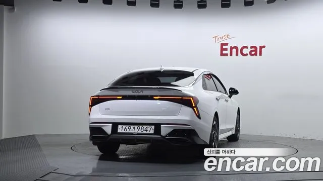 Kia K5 Новый K5 3 поколение 2.0 LPi(Для проката) — Фото автомобиля 4