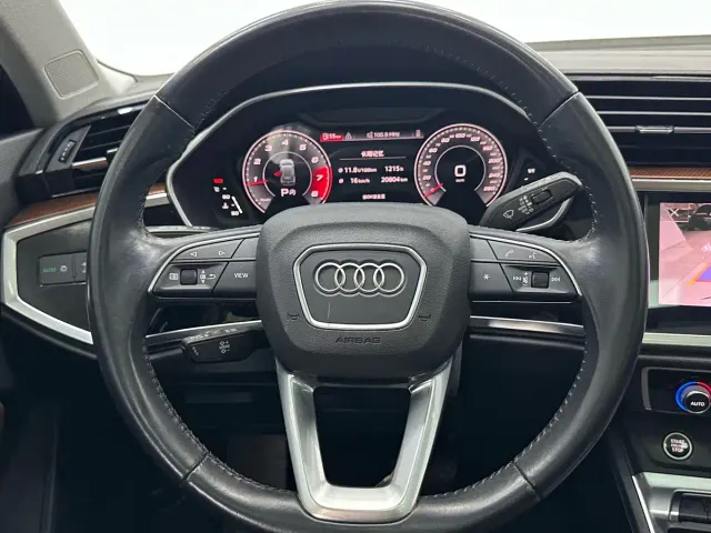 Audi Q3 — Фото автомобиля 11