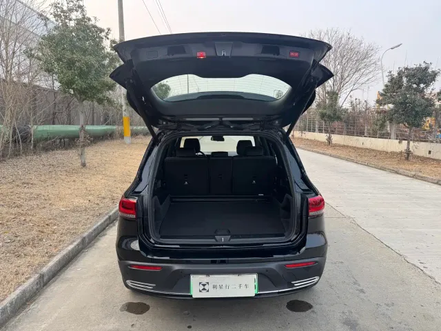 Mercedes-Benz EQB — Фото автомобиля 24