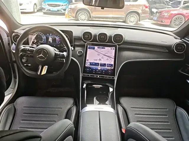 Mercedes-Benz C-Class — Фото автомобиля 9
