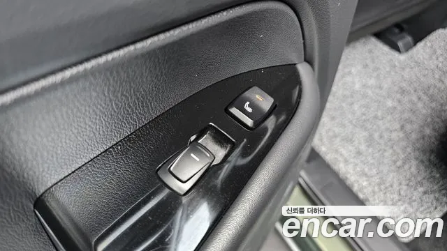 KG_Mobility_Ssangyong Rexton Новый Rexton Sport Khan Дизель 2.2 4WD — Фото автомобиля 18