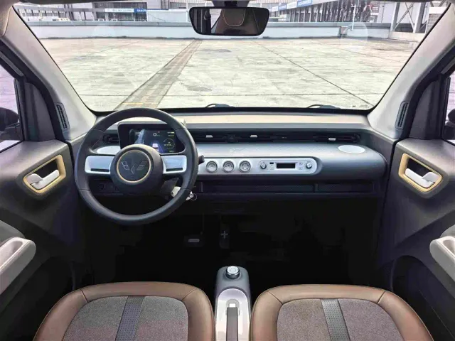 Wuling Hongguang Mini EV — Фото автомобиля 9