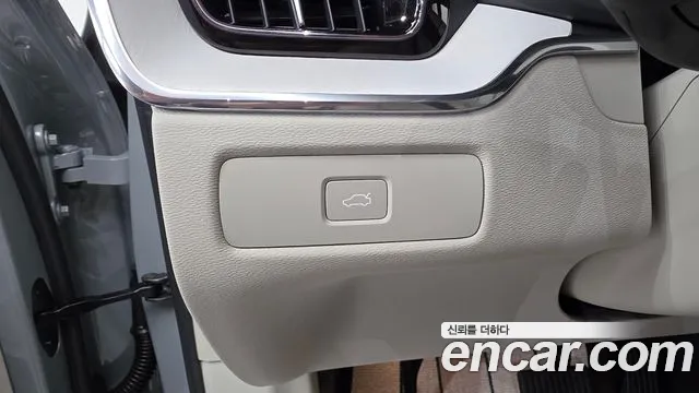 Вольво XC60 — Фото автомобиля 28
