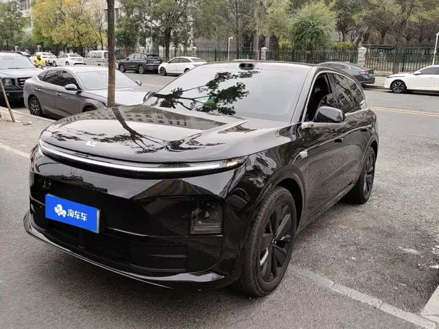 Фотография автомобиля — Li Auto L6