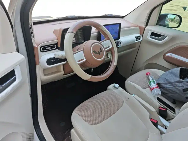 Wuling Hongguang Mini EV — Фото автомобиля 9