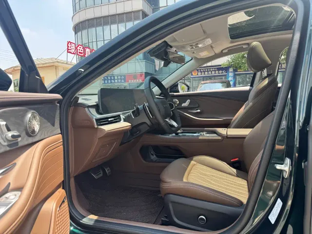 Chery Arrizo 8 — Фото автомобиля 10