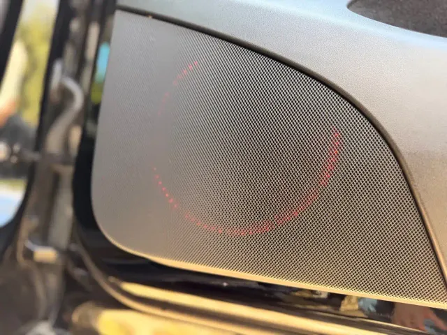 Tesla Model Y — Фото автомобиля 29